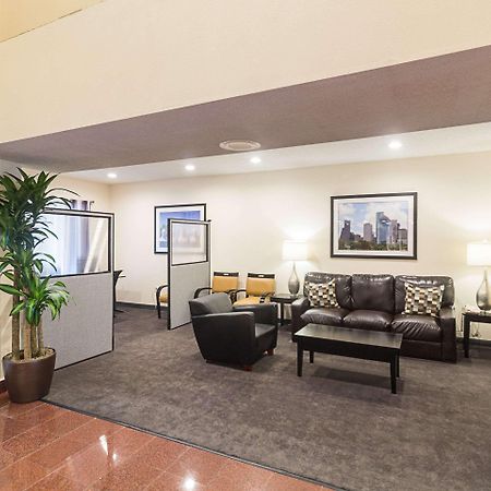 Quality Inn & Suites West Chase Хьюстон Экстерьер фото