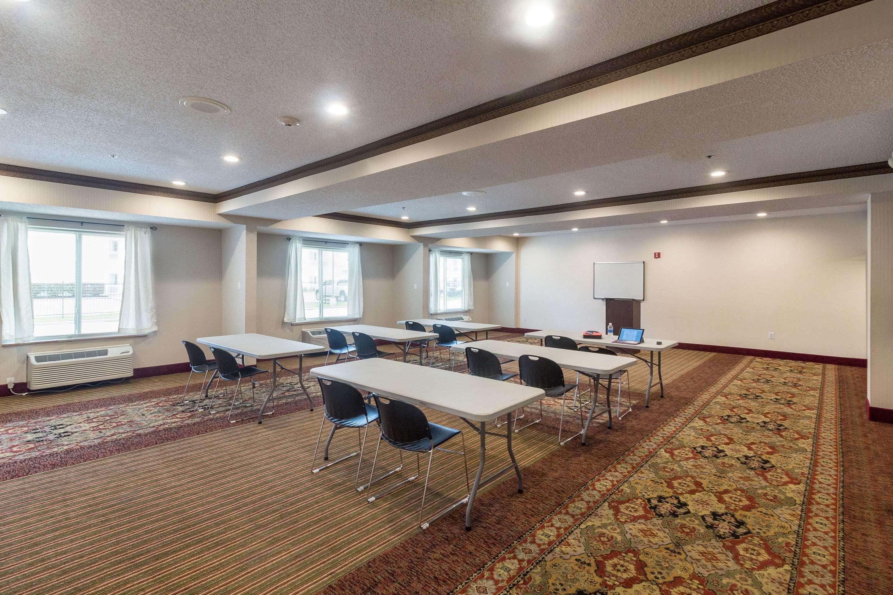 Quality Inn & Suites West Chase Хьюстон Экстерьер фото
