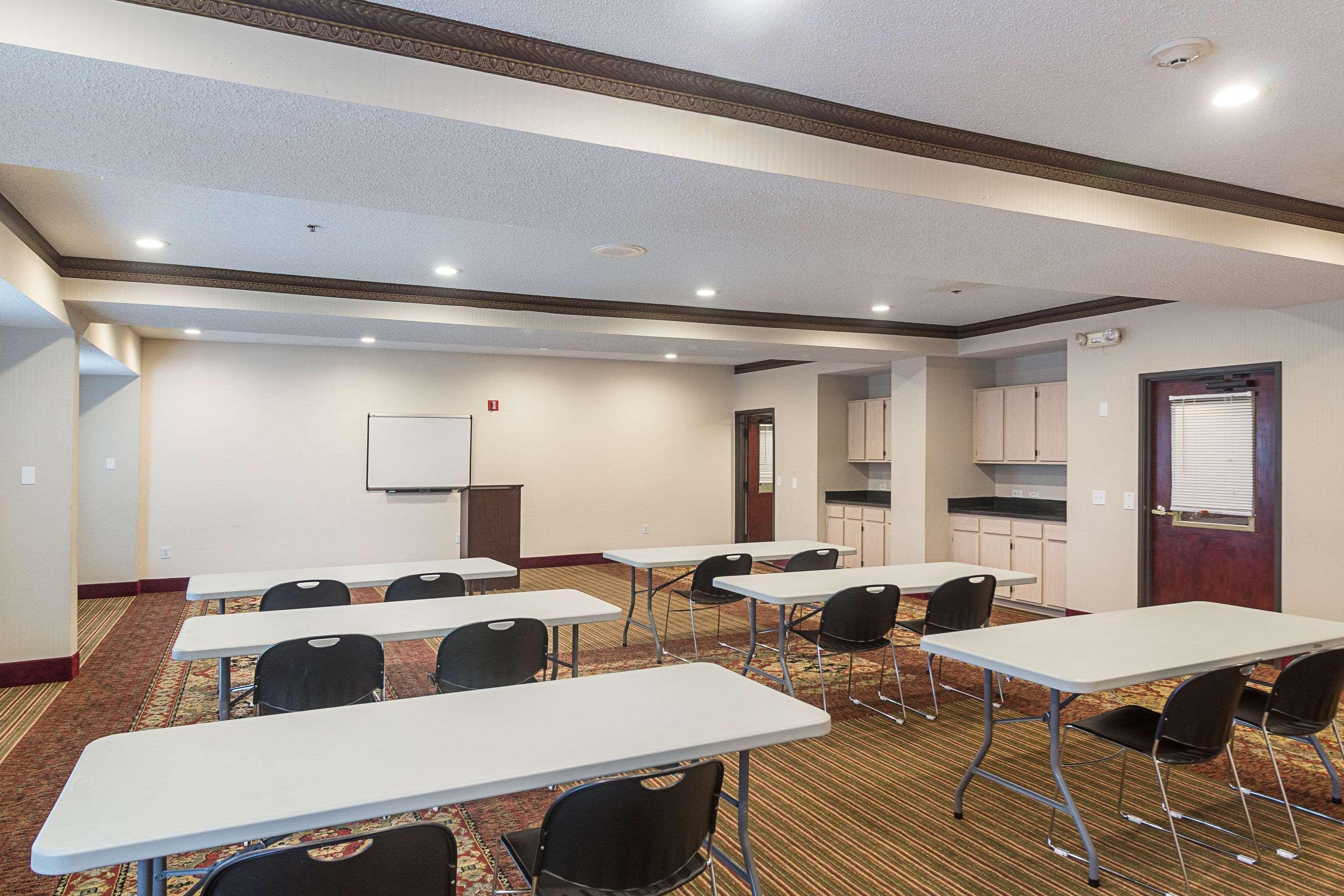 Quality Inn & Suites West Chase Хьюстон Экстерьер фото