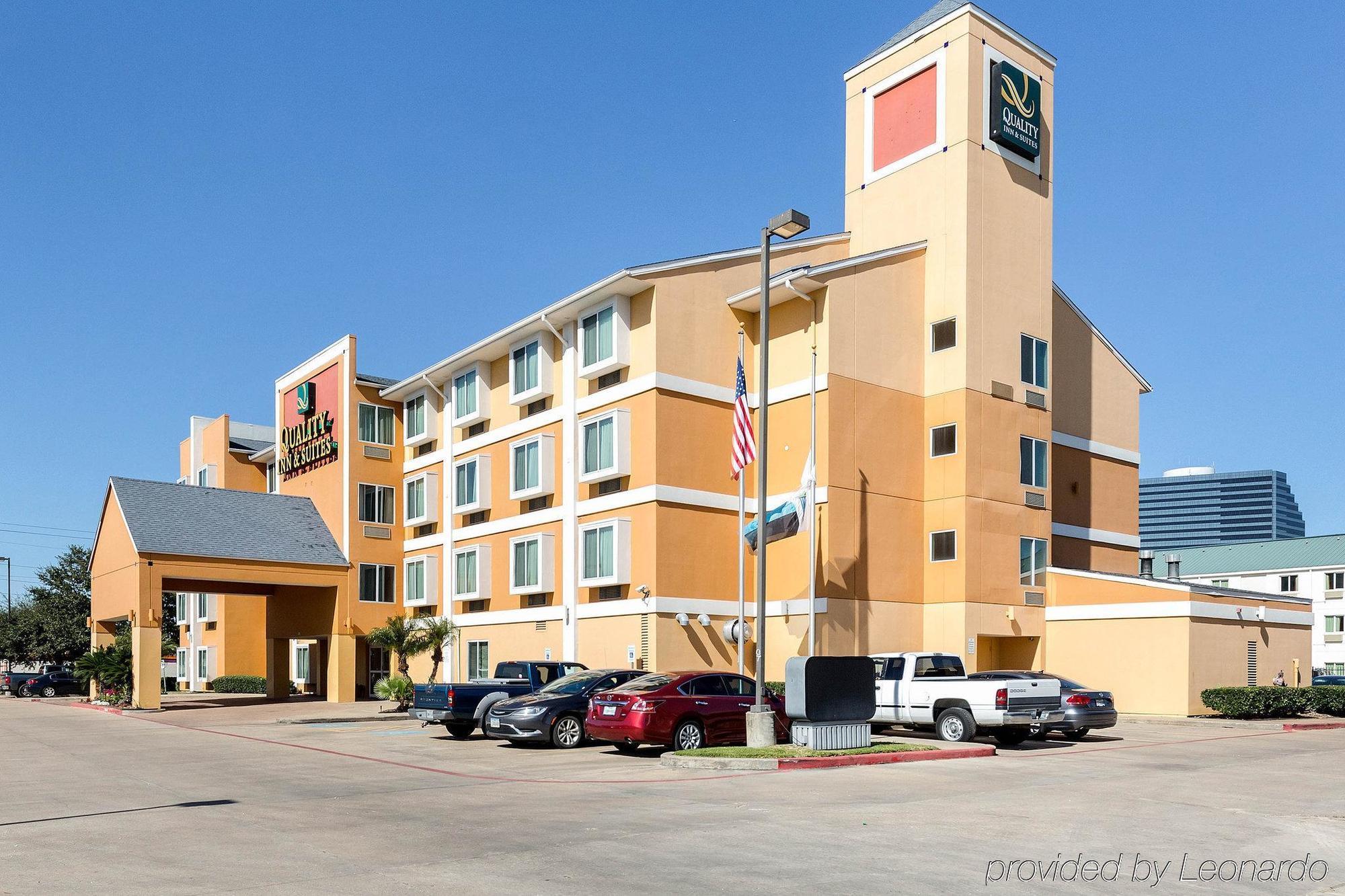 Quality Inn & Suites West Chase Хьюстон Экстерьер фото
